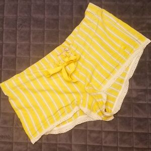 Juicy Couture Yellow Shorts with Vertical Stripes and Lace Embellishments Medium